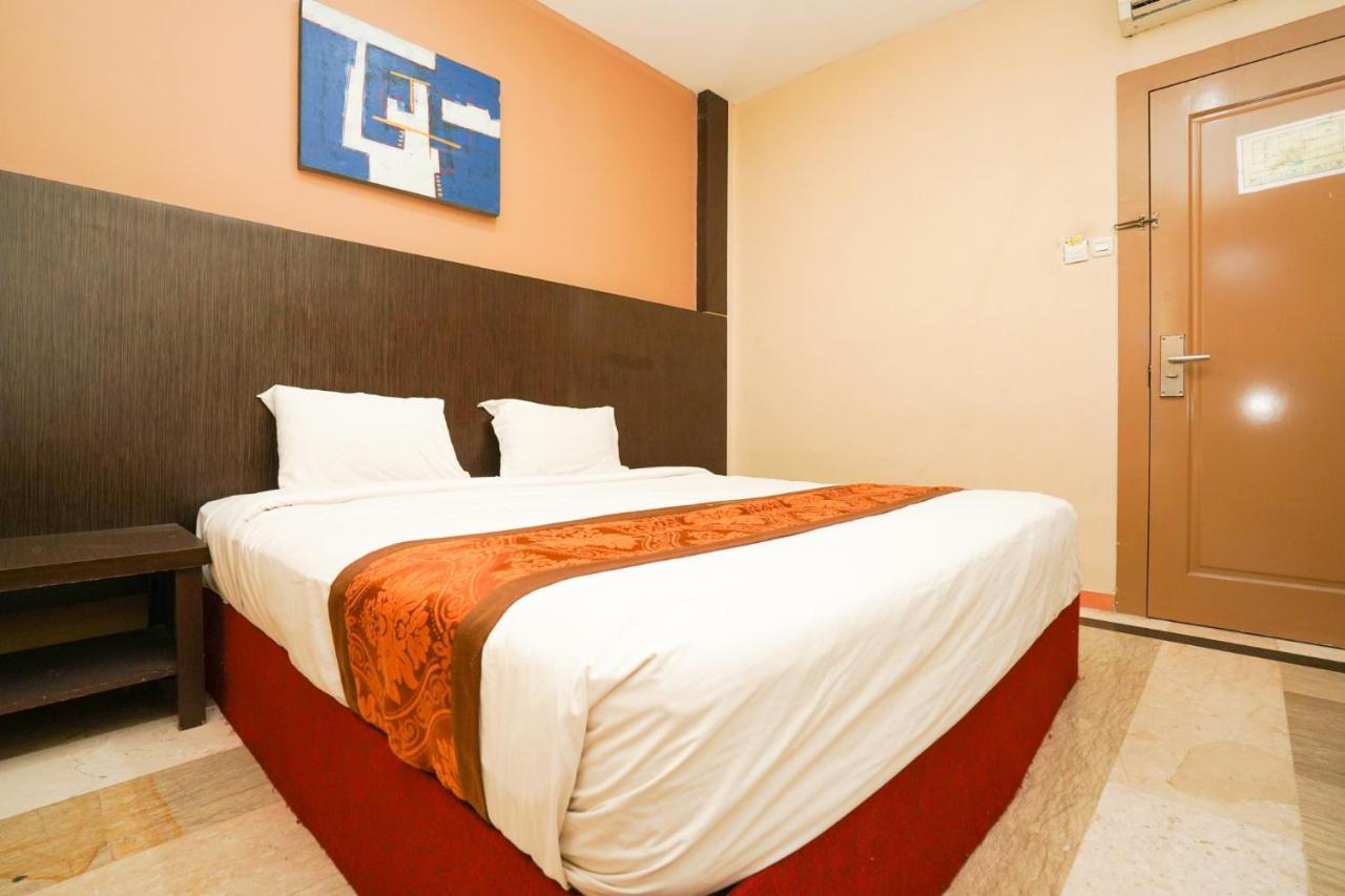 Avi Hotel Surabaja Zewnętrze zdjęcie
