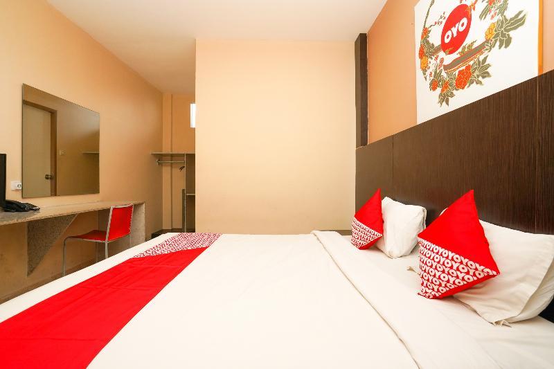 Avi Hotel Surabaja Zewnętrze zdjęcie