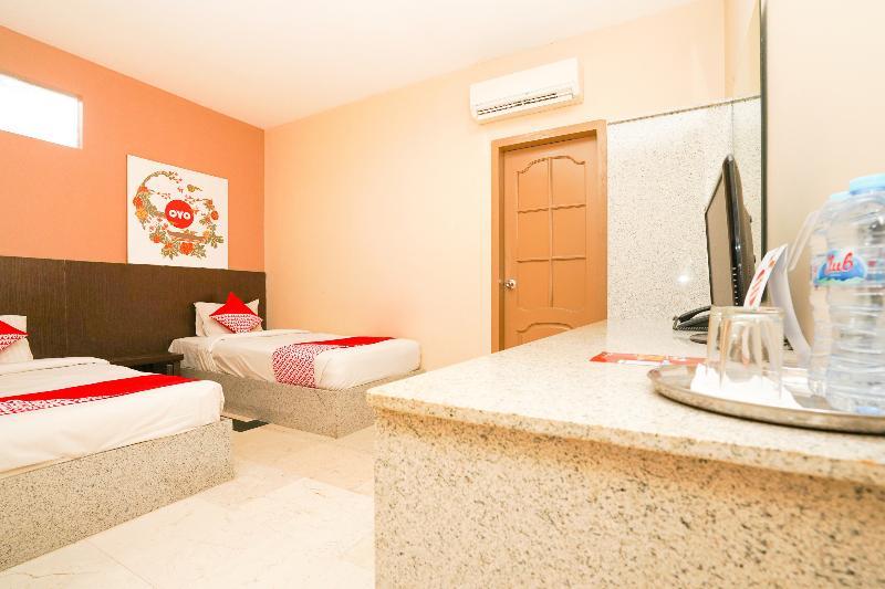Avi Hotel Surabaja Zewnętrze zdjęcie